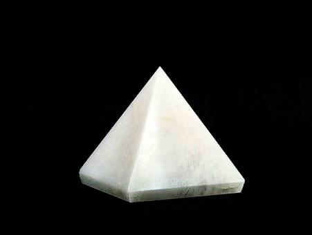 White Agate Pyramid-5-6 cm