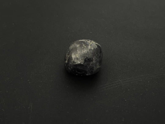 Iolite Tumbled Stone